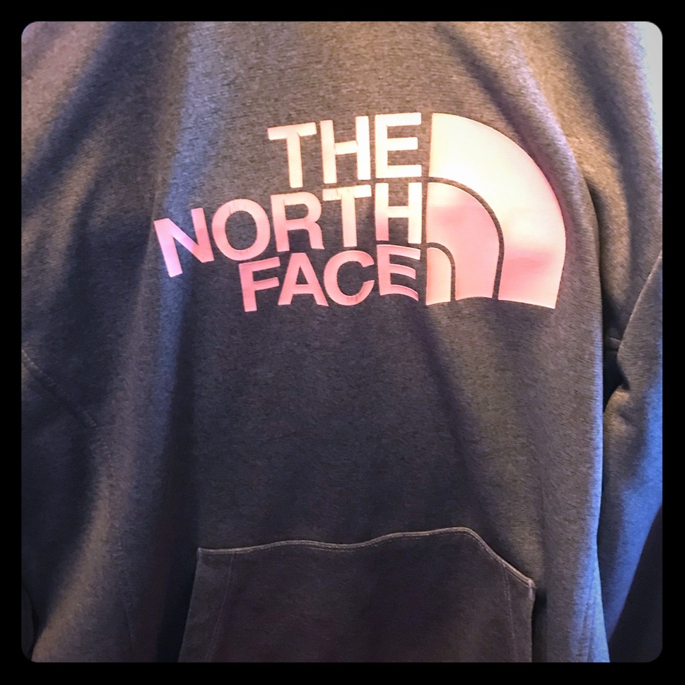 Woman’s North Face Hoodie